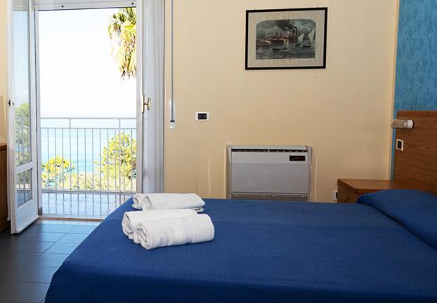 Hotel Parthenius Cirella Di Diamante 外观 照片